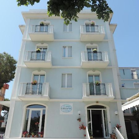 Hotel Liliana Римини Экстерьер фото